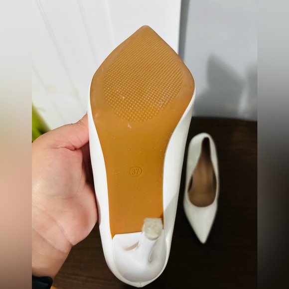 SHEIN White Stiletto Heels with Rhinestone Straps - Picture 3 of 6